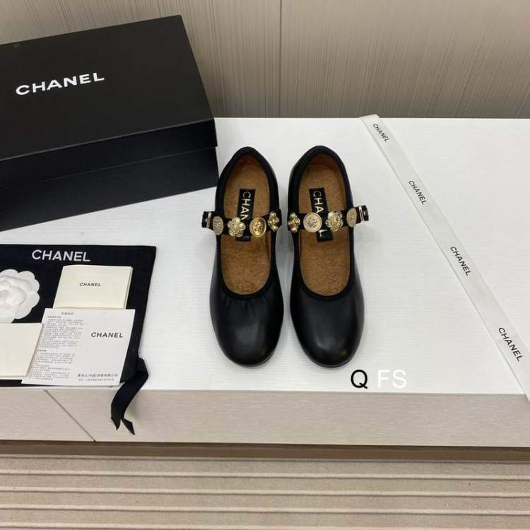 Picture of Miumiu Shoes _SKUMiuMiusz35-40FS070418035